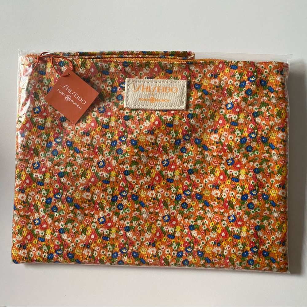 NWT Shiseido x Tory Burch floral pouch wristlet